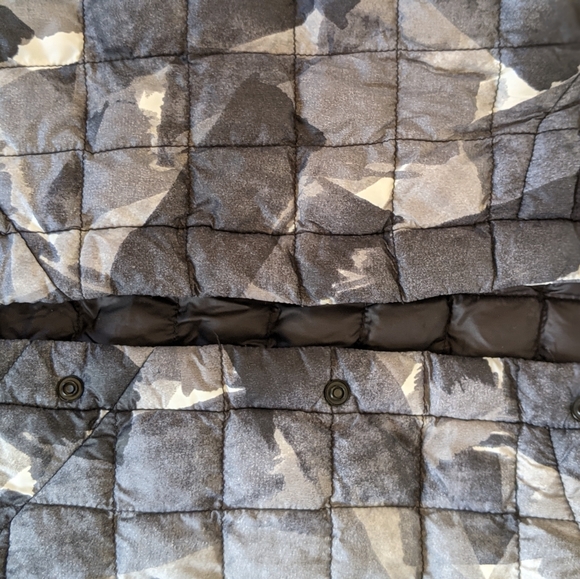 The North Face Quilted Puffer - Picture 6 of 7